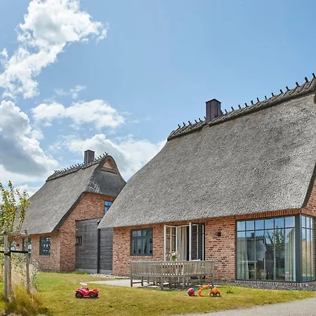 Reetdorf Geltinger Birk Malerhaus Leuchtfeuer Holiday home